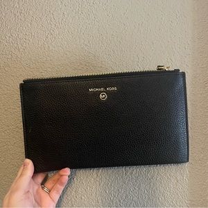 Michael Kors Wristlet